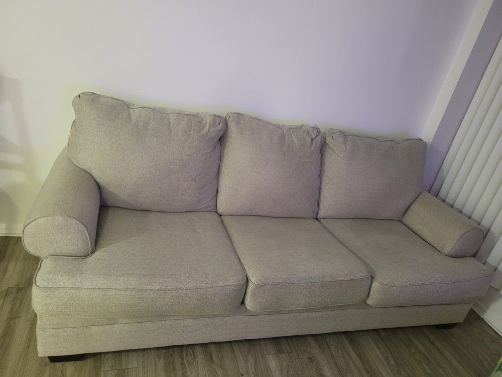 Sofa / couch