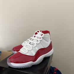 Jordan Retro 11 Cherry Size 11