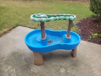 Water play station