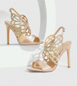 Champagne color size 7 Buckle Butterfly Decorative High Heel Sandals