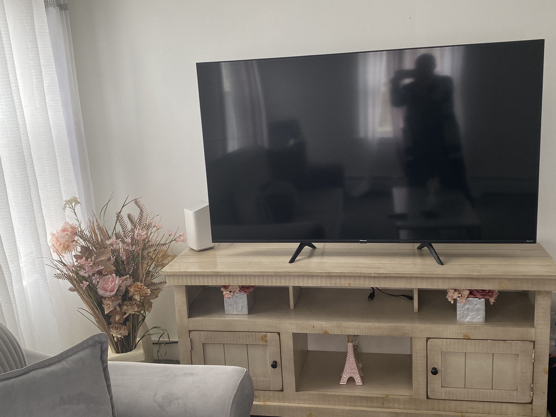 Tv Stand 