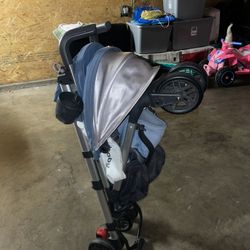 Stroller 