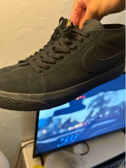NIKE SB BLAZER CHUKKA SIZE 10