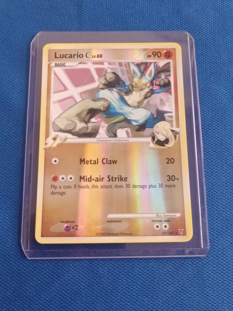 Rare Old Holo 2009 POKAMON Card - Lucario C 31/147