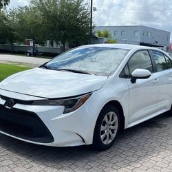 2022 Toyota Corolla LE Sport 