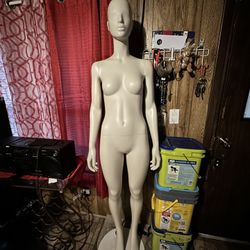 6 ft White Mannequin 