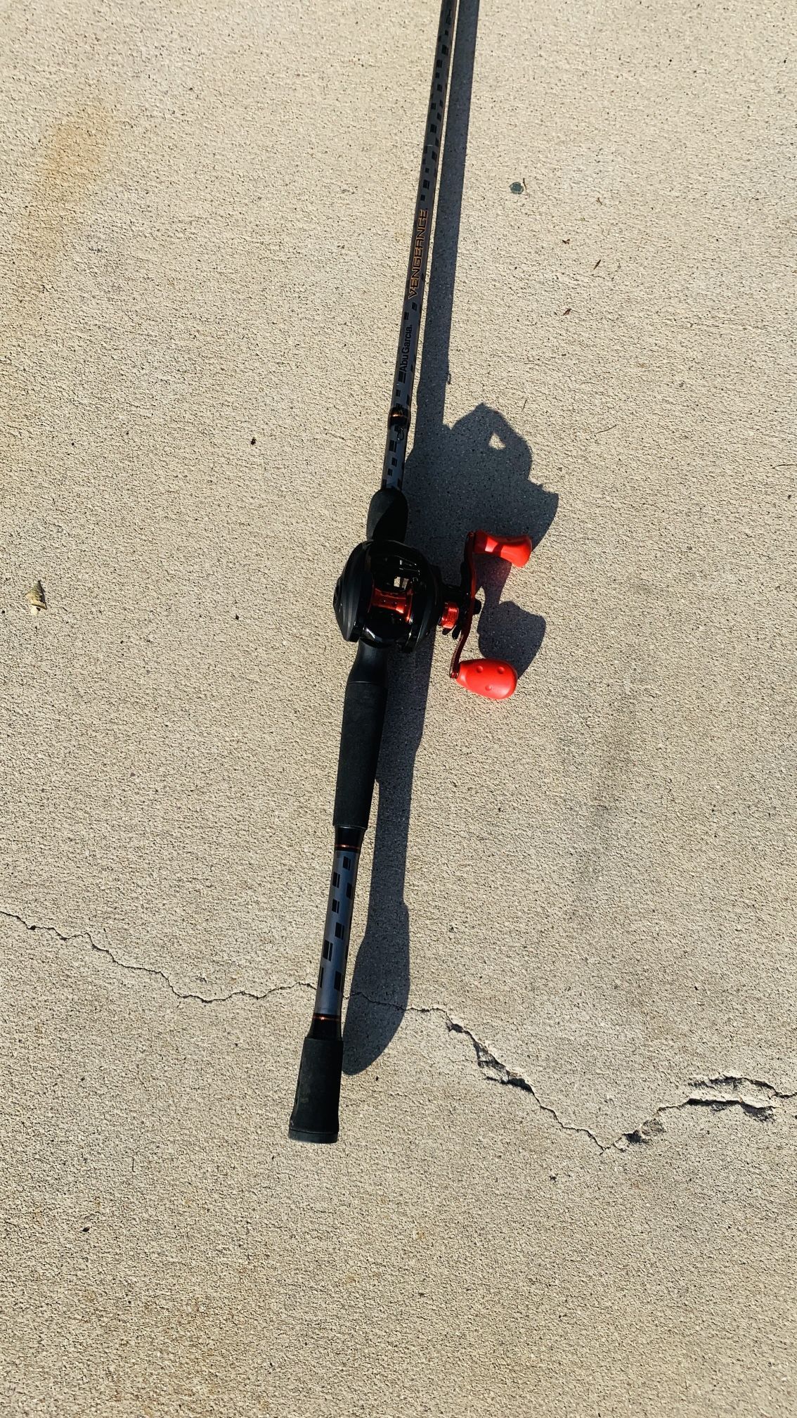 Abu Garcia Vengeance 7’6” Casting Rod/Reel Combo (New)