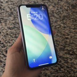 iphone 11 , lavender