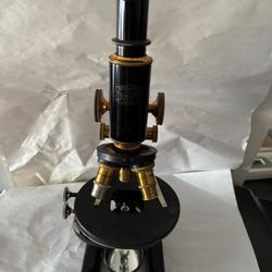 Microscope 