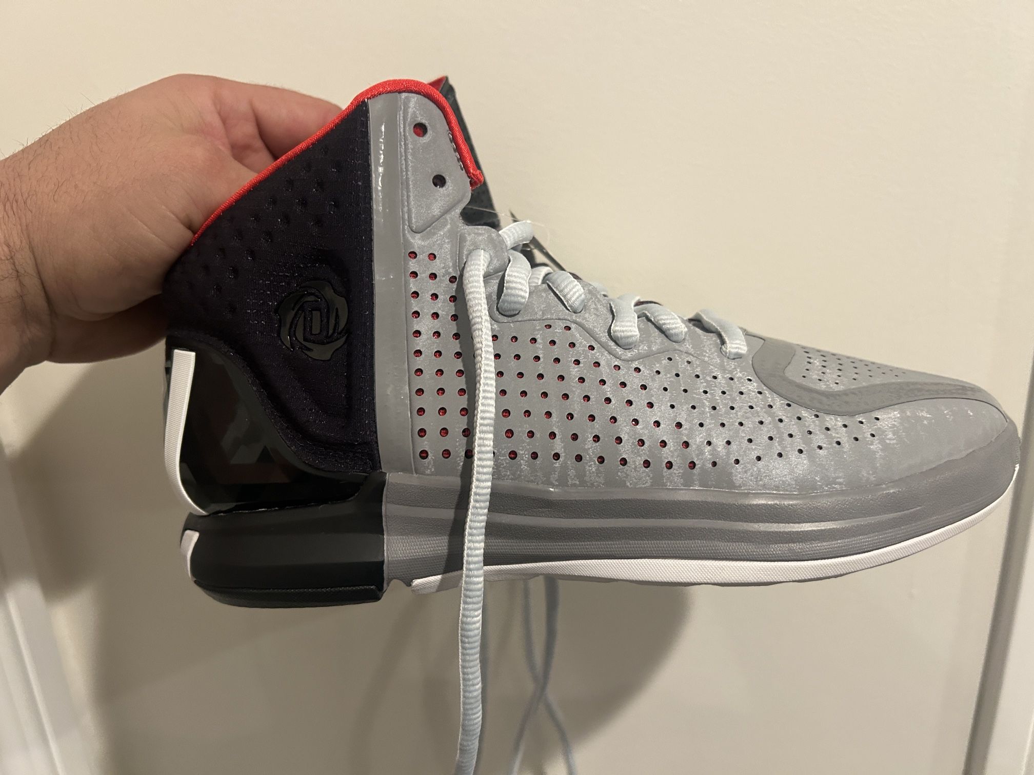 ADIDAS D Rose 4 High-Top Sneakers - Grey 7 1/2
