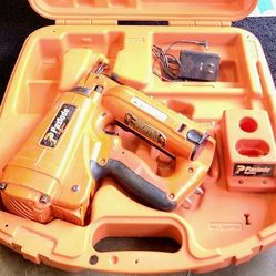 Paslode IM250A Finish Nailer