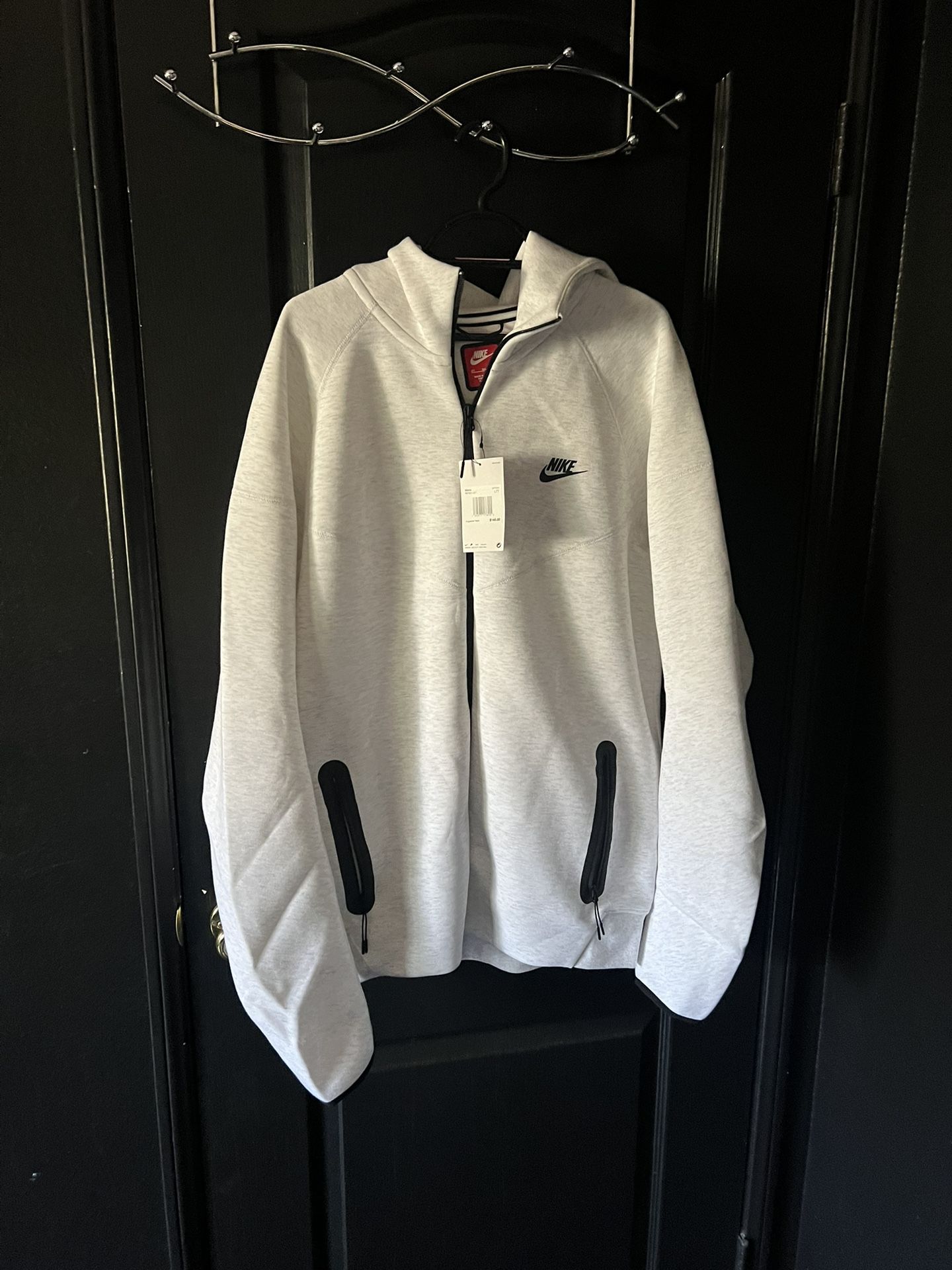 Nike Tech