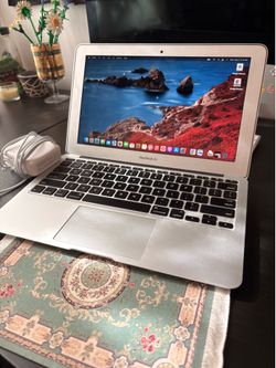 Apple MacBook Air Laptop + Charger