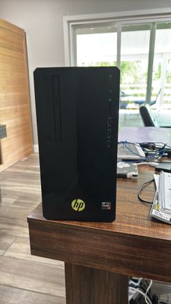 HP desktop PC with AMD Ryzen 7 processor.