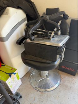 Barber chair