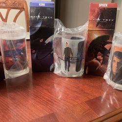 (3) COLLECTIBLE STAR TREK BRAND NEW GLASSES UHURA/KIRK/SPOCK (SEE PICS)
