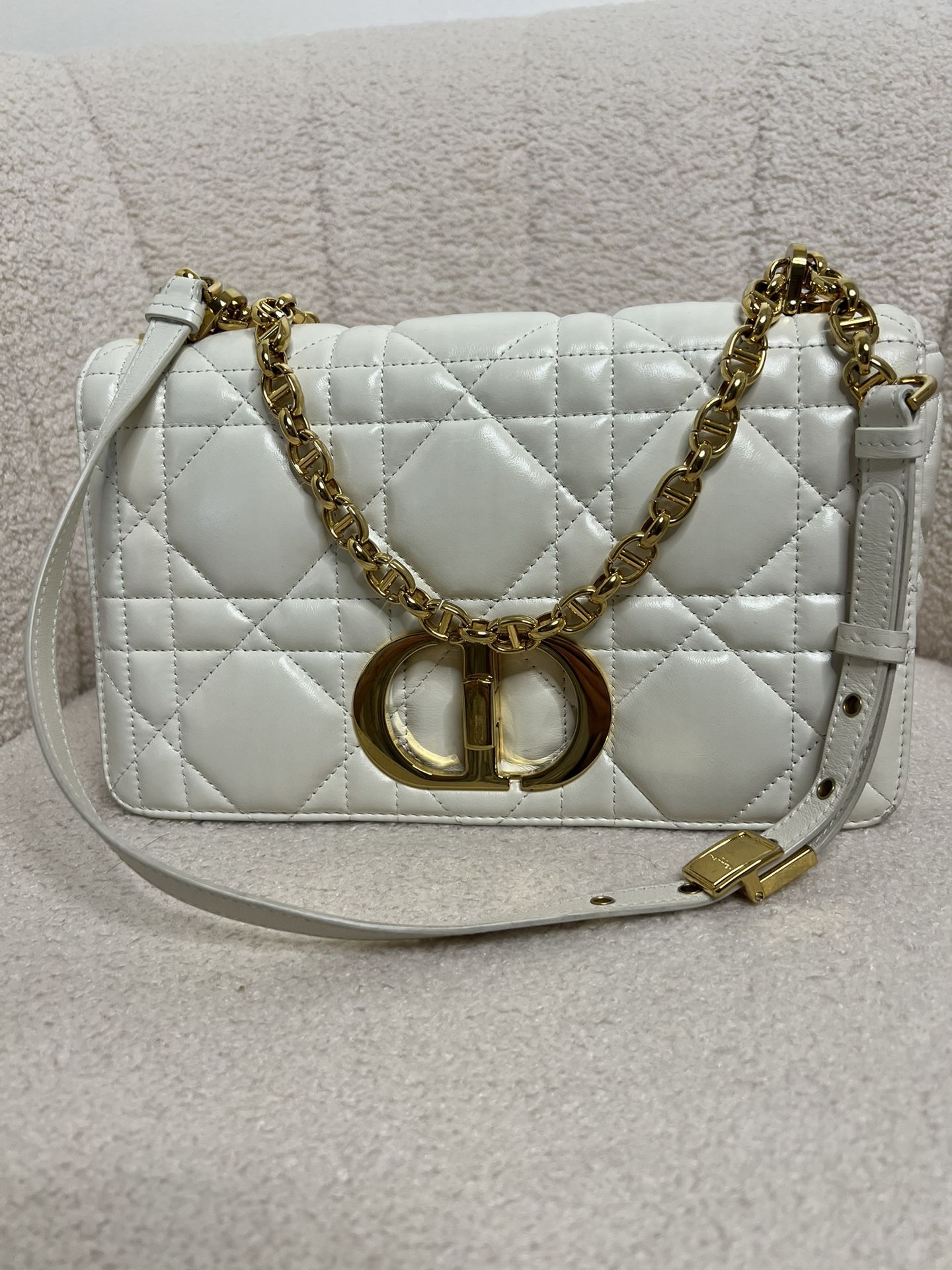 CDWhite Bag
