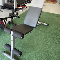 Gold's Gym XR 5.9 Adjustable Slant Workout Weight Bench