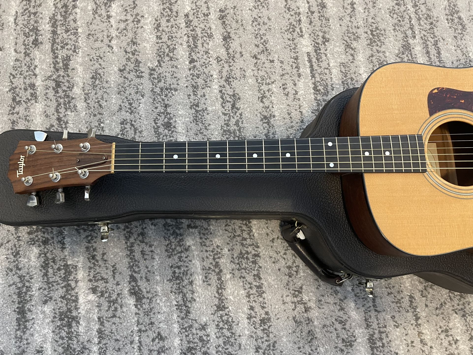 2003 Taylor 300 Series Guitar (Hardly Used)