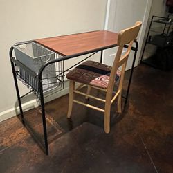 Lightweight, Sturdy Desk (no Chair)