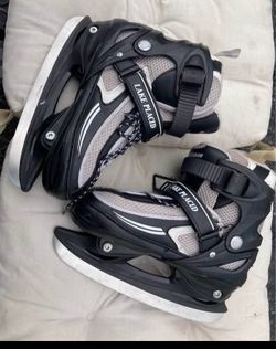 Ice Skates adjustable size 1-4, shoe size 1, 2, 3, 4