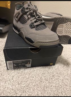 Jordan 4 retro OG size 3y