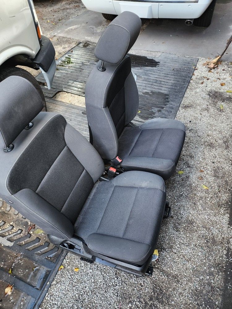 Silverado Seats 14-18