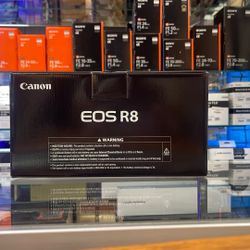 Canon R8 Body 