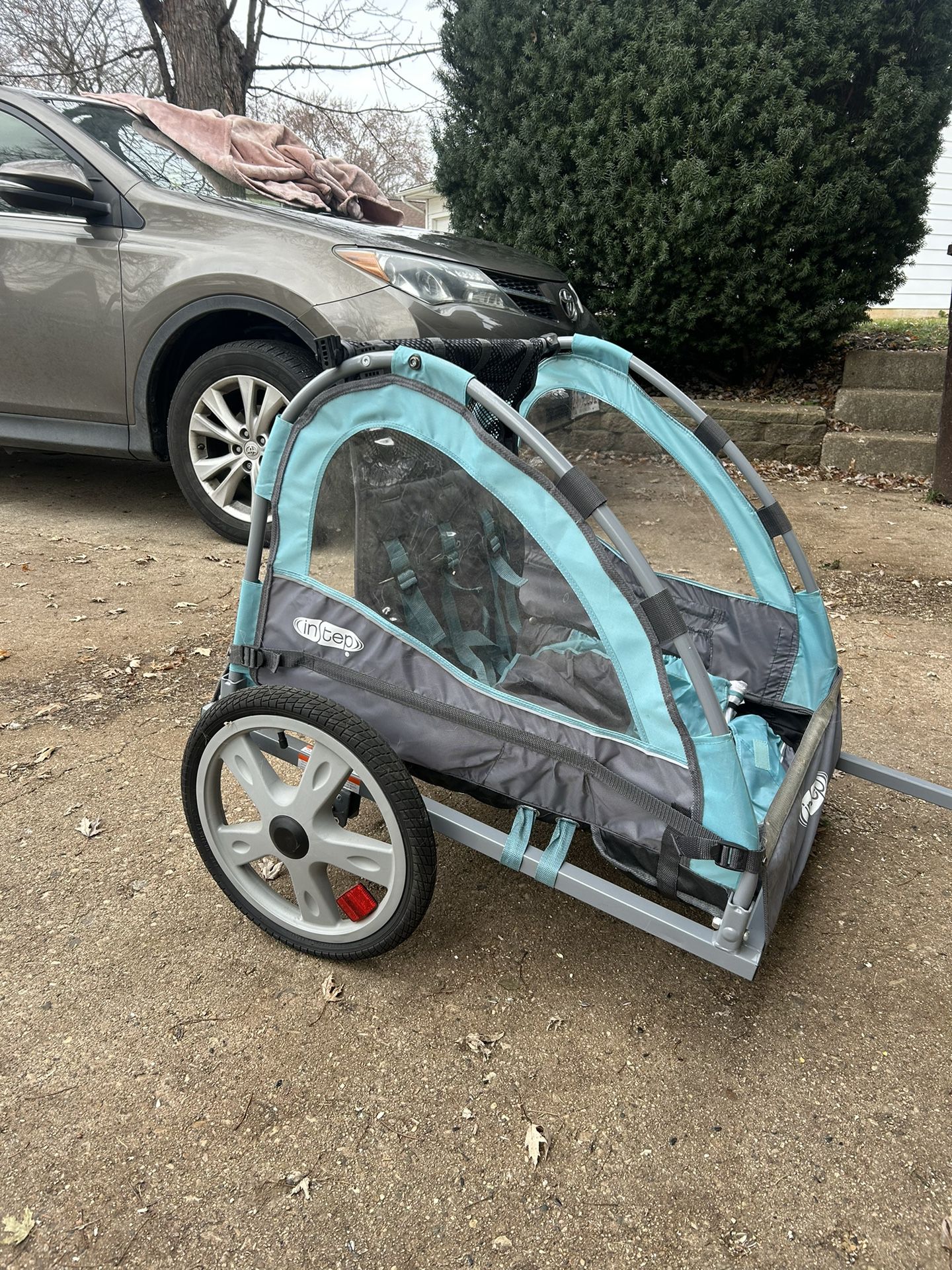BIKE TRAILER FOR KIDS OR DOGS