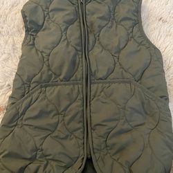 ZARA Kid’s Quilted Vest 