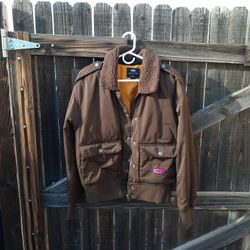 Is vans bomber jacket