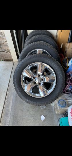 Ram wheels and tires with good thread 275/60r20 all terrain