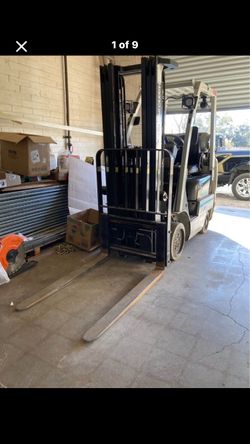 UniCarriers Forklift