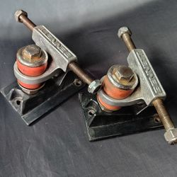 RARE Vintage Bennett Hijacker Pro Skateboard Truks Trucks with 3-Hole Base Plates 