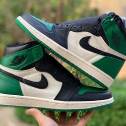 J 1 OG 555088 302 Pine Green