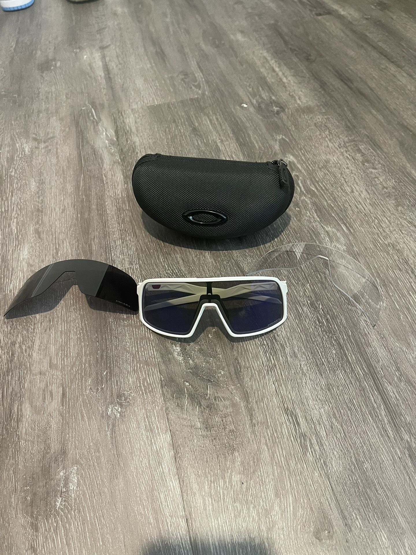 Brand New Oakley Sutros comes with boxes. Price Negotiable.