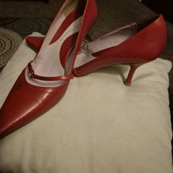 GIANNI  BINI  SIZE  9 M  EXCELLENT CONDITION  ORIGINAL PRICE $99.99 