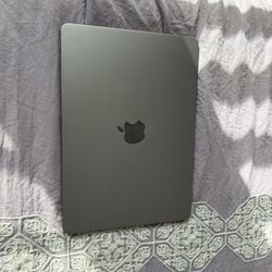 M2 Macbook Air 256gb Space Gray 100% Authentic Clean