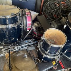 Bateria Electrica Roland Y Acustica completa