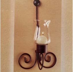 Wall Scone 