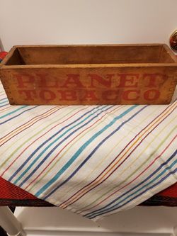 Vintage open Planet Tobacco wooden box