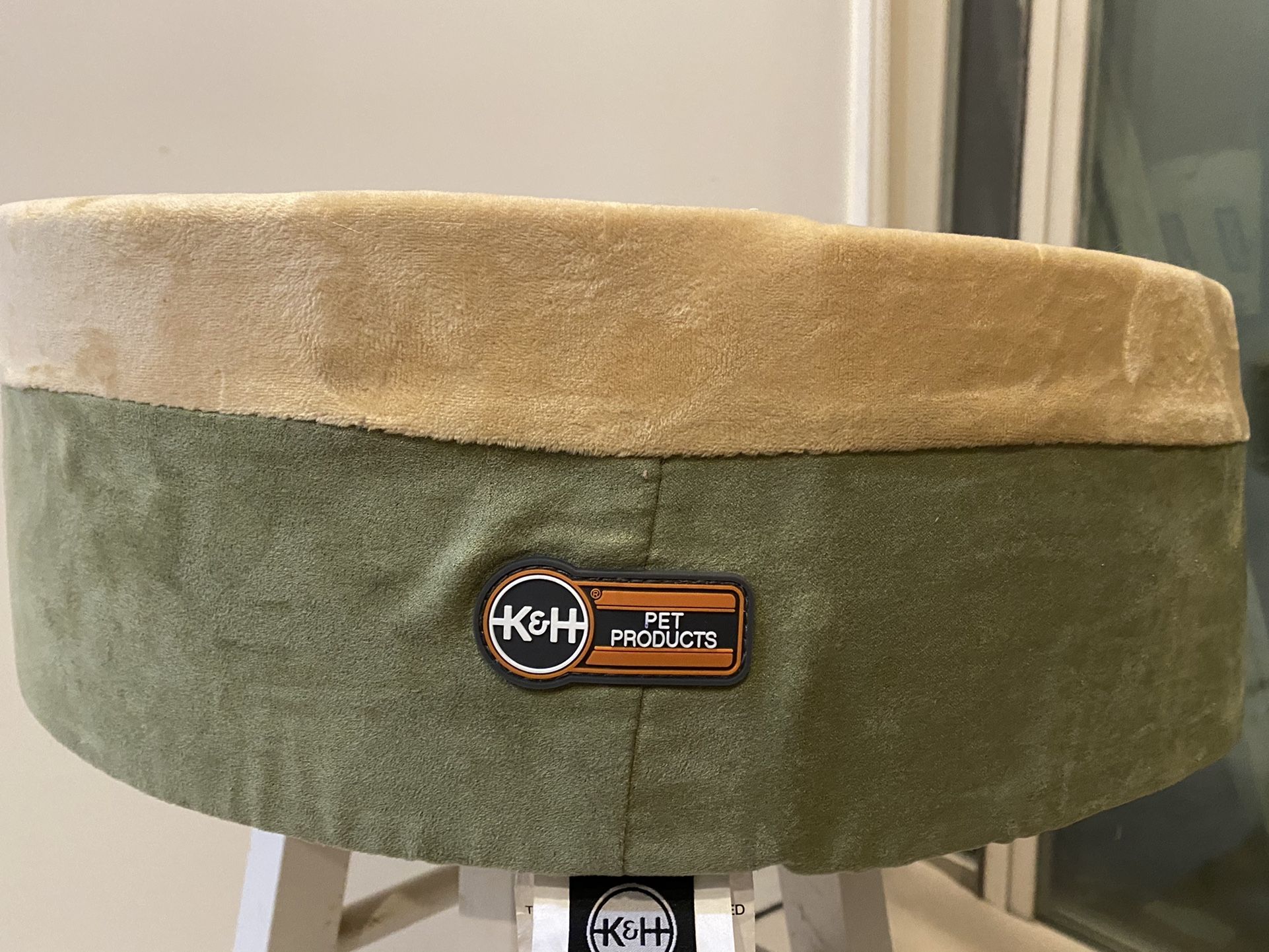 K&H Pet Products Thermosta Kitty/Dog Bed