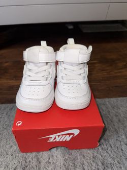 Nike Court Borough Mid 2