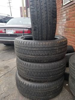 285/45/22 almost a new