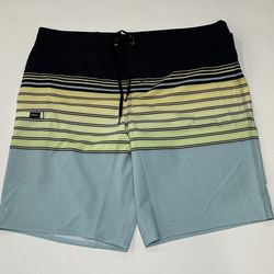 O’Neil Men’s Boardshorts (size 38)