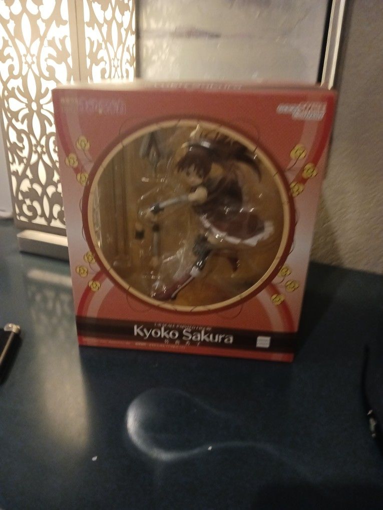 3 Figures MIKI SAYAKI, KYOKO SAKURA, TOMOE MAMI 1/8 SCALE