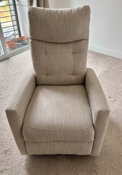 Glider Swivel Pushback Recliner (good for Nursery)