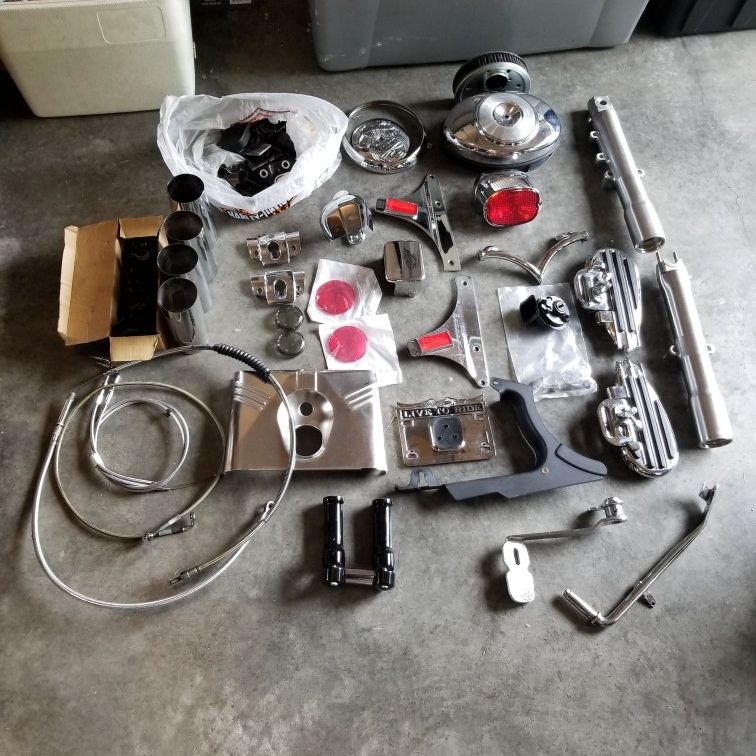 HARLEY PARTS, SOFTAIL 2018 ROAD GLIDE