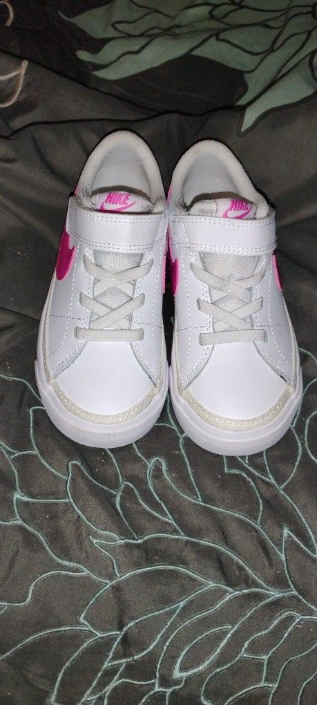 Nike Court Legacy Kids Size 9c