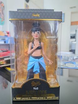 Left eye gold funko figure